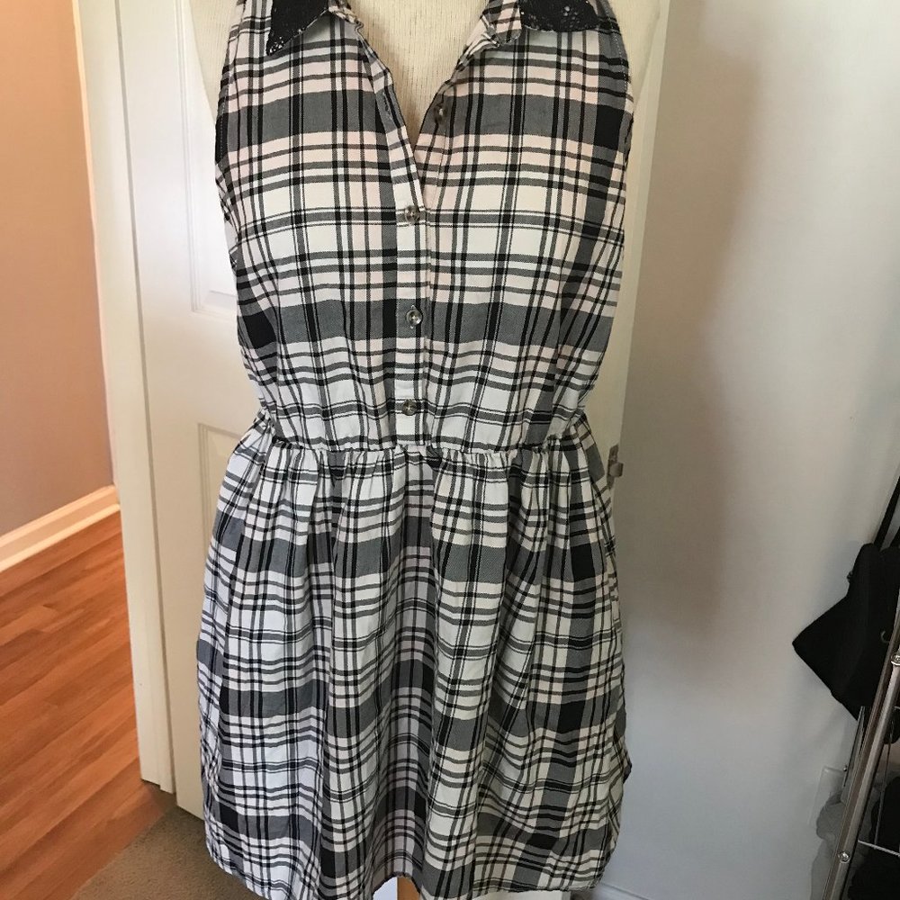 Volcom plaid dress with lace collar